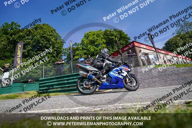 cadwell no limits trackday;cadwell park;cadwell park photographs;cadwell trackday photographs;enduro digital images;event digital images;eventdigitalimages;no limits trackdays;peter wileman photography;racing digital images;trackday digital images;trackday photos